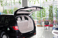 2013款马自达8 2.5L自动尊贵版