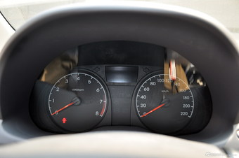 2014款瑞纳1.4L手动时尚型 迎春黄