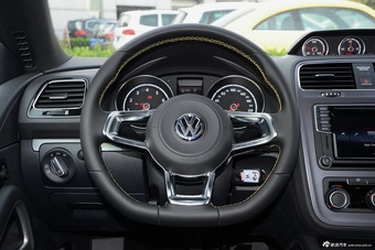 2016款尚酷1.4T自动Club版