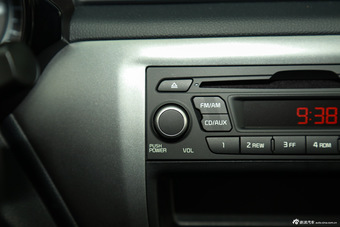 2015款起亚K2 1.4L自动GLS三厢