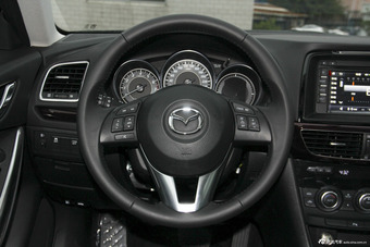 2015款阿特兹2.5L自动蓝天运动版