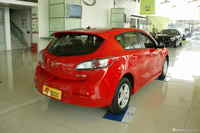 2012款马自达3星聘2厢