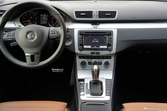 2013款一汽大众CC 2.0TSI至尊型图片