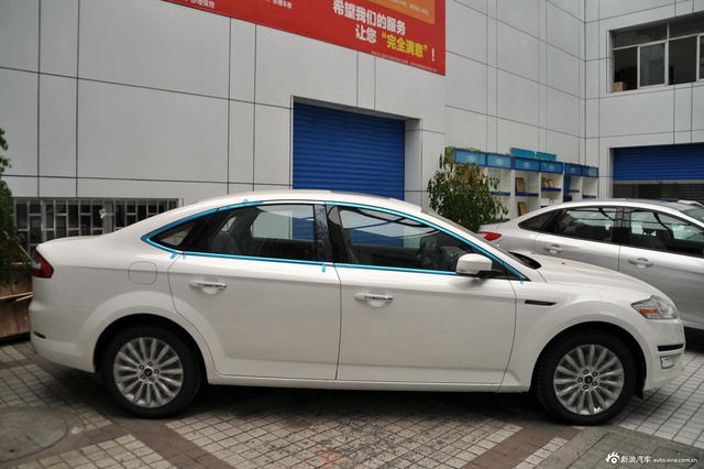 2011款蒙迪欧致胜GTDi200 2.0T自动时尚型图片