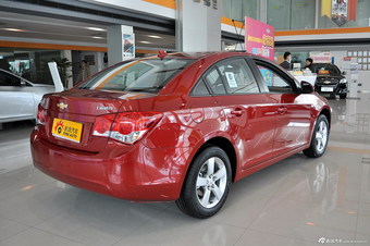 2013款科鲁兹1.6L自动舒适型