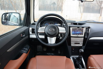 2016款中兴威虎TUV 2.5T手动澳洲版柴油四驱豪华型