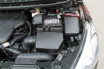 2014款 起亚K3S 1.6L自动Premium 暗樱色