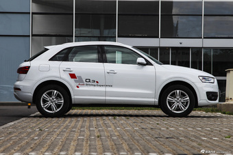 2015款奥迪Q3 35TFSI舒适型
