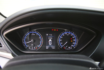 2015款海马M6 1.5T手动舒适型