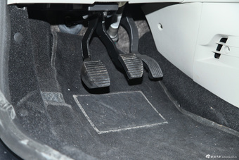 2014款爱丽舍1.6L手动时尚型