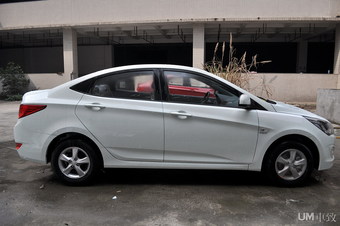 2014款瑞纳1.4L自动智能型 白色