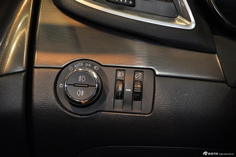 2014款昂科拉1.4T自动四驱全能旗舰型