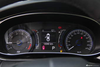 2014款菲亚特致悦1.4T自动豪华运动版