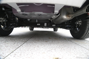 2015款东风雪铁龙C3-XR 1.6L自动先锋型