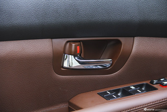 2014款比亚迪S6 2.0L手动豪华型