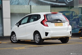 2016款飞度1.5L CVT LX舒适天窗型