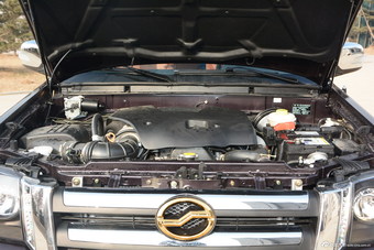 2016款中兴威虎TUV 2.5T手动澳洲版柴油四驱豪华型