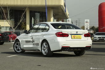 2015款宝马3系328i M运动型