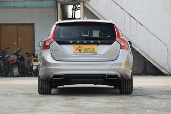 2016款沃尔沃V60 2.0T自动 T5 智雅版
