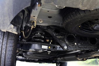 2013款全球鹰GX7 2.0L自动尊贵型图片