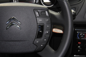 2016款雪铁龙C5 1.8T自动豪华型