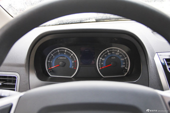 2015款开瑞K50 1.5L手动豪华型