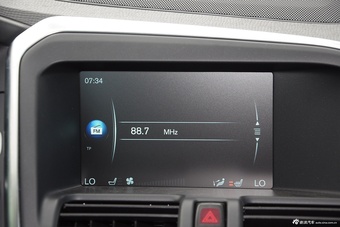 2016款沃尔沃XC60 2.0T 智进版