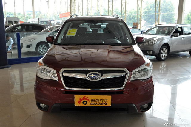 2013款森林人2.5i自动精英版图片