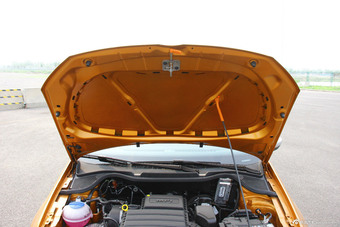 2014款Cross Polo 1.6L自动到店实拍