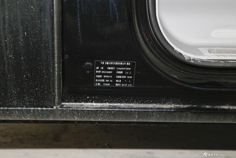 2013款瑞风M5 2.0T自动公务版