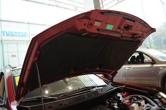 2012款逍客2.0L两驱CVT XL火