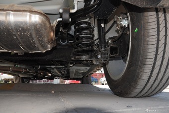 2015款中华V3 1.5L自动精英型