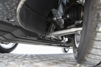 2015款奥迪Q3 35TFSI舒适型