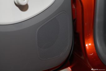 2013款新赛欧三厢1.2L手动温馨版