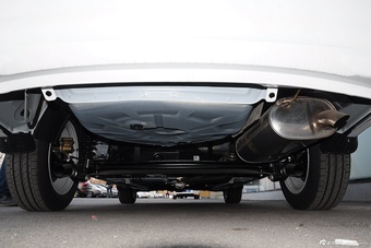 2015款比亚迪全新L3节能版1.5L自动舒适型