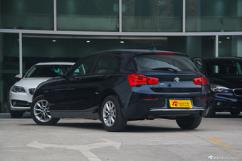 2015款宝马1系118i 1.6T自动都市设计套装