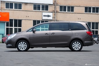 2014款GL8商务车2.4L CT豪华商务舒适版