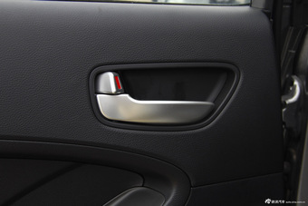 2015款起亚K3 1.6L手动GL