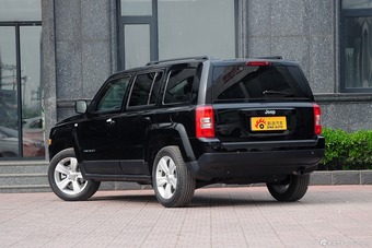 2014款自由客2.0L运动增强版