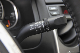 2015款马自达6 2.0L自动时尚型