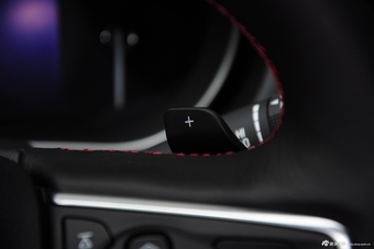 2015款君威GS纵情运动版