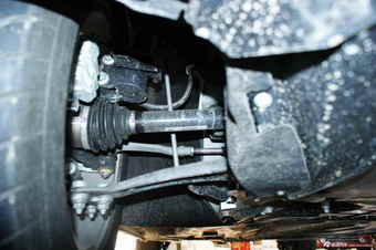 2012款东风雪铁龙C5