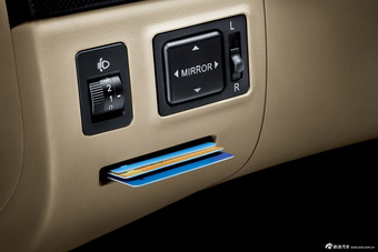 2013款中华H330官方图