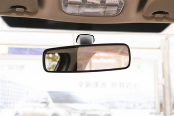 2015款东风雪铁龙C3-XR 1.6L自动先锋型