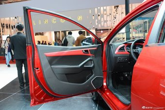 2015上海车展：瑞风S2