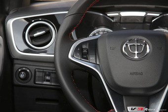 2015款中华V3 1.5L手动精英型