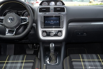 2016款尚酷1.4T自动Club版