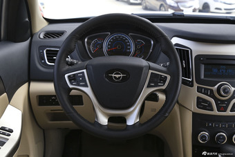 2015款海马S7 1.8T自动改款纵驰型