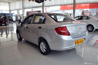 2013款赛欧三厢1.2L手动时尚版