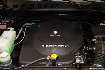 2015款猎豹CS10 2.0T手动卓越版